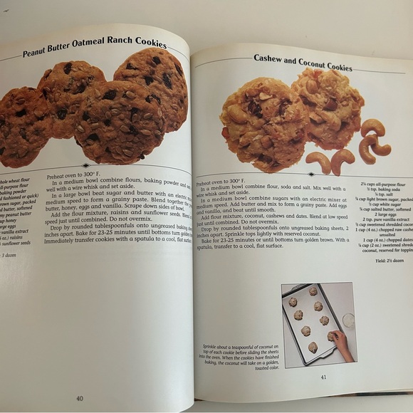 Vintage Mrs. Fields Cookie Cookbook - Picture 11 of 13